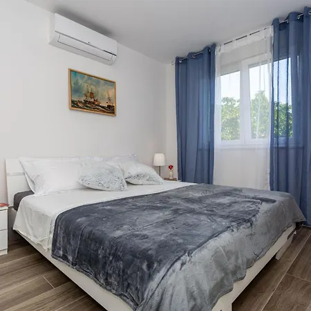 Doris 1 By Interhome Porat (Krk)