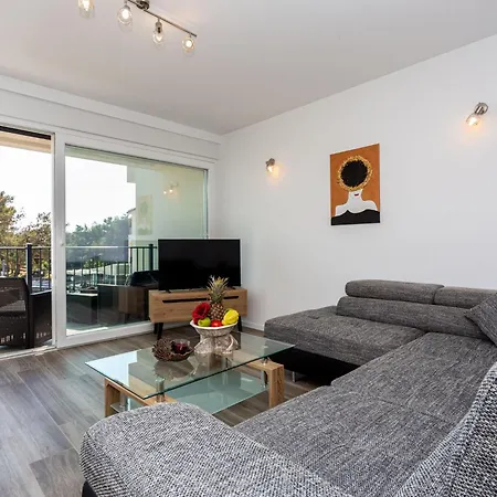 Daire Doris 1 By Interhome