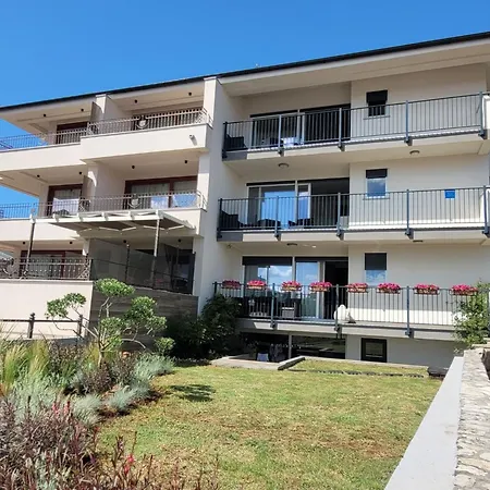 Doris 1 By Interhome פורת